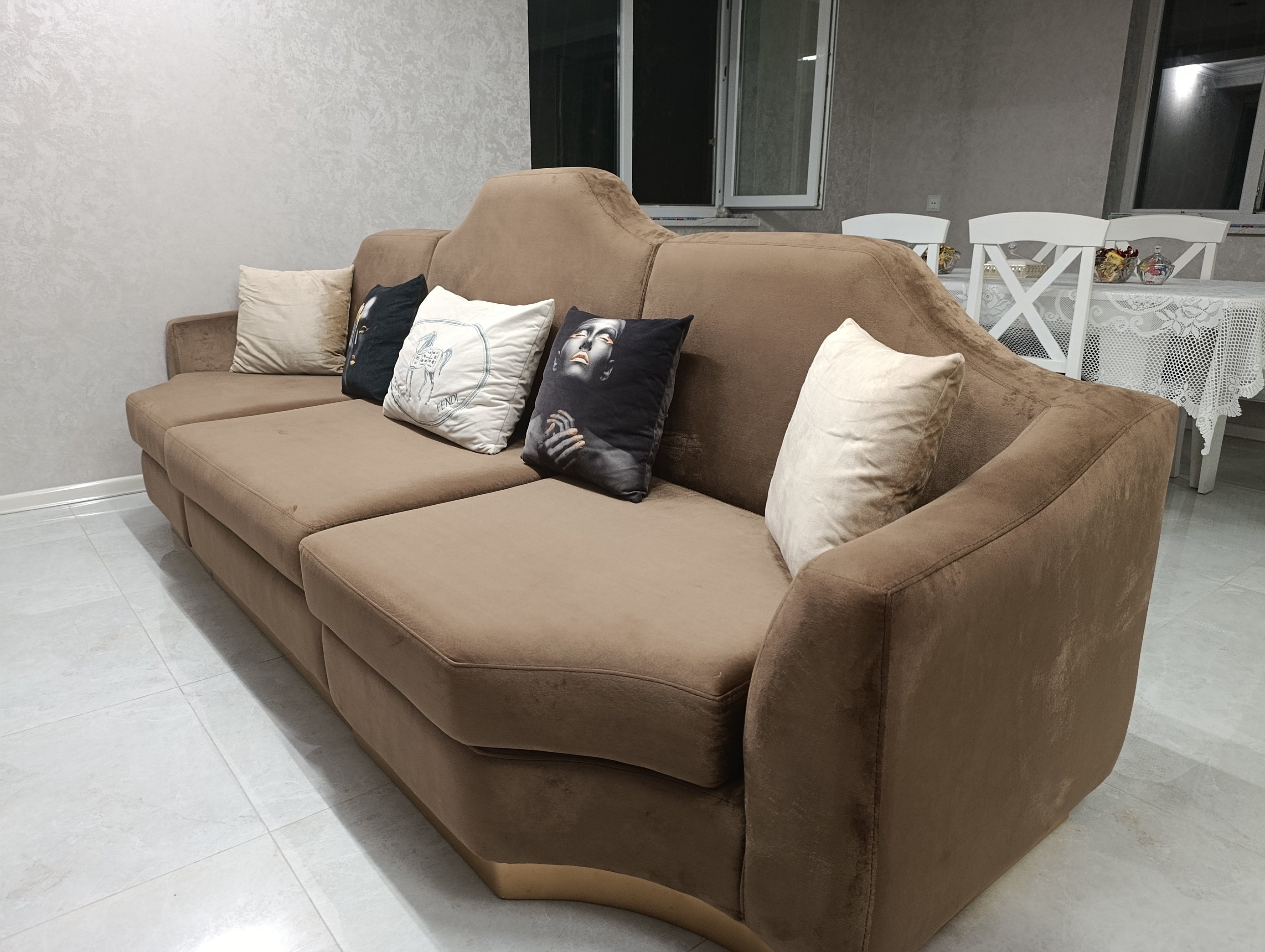 Luxury Divan Dəsti – 3+1+1 Oturma Qrupu (Qəhvəyi Məxmər) - Levent Mebel