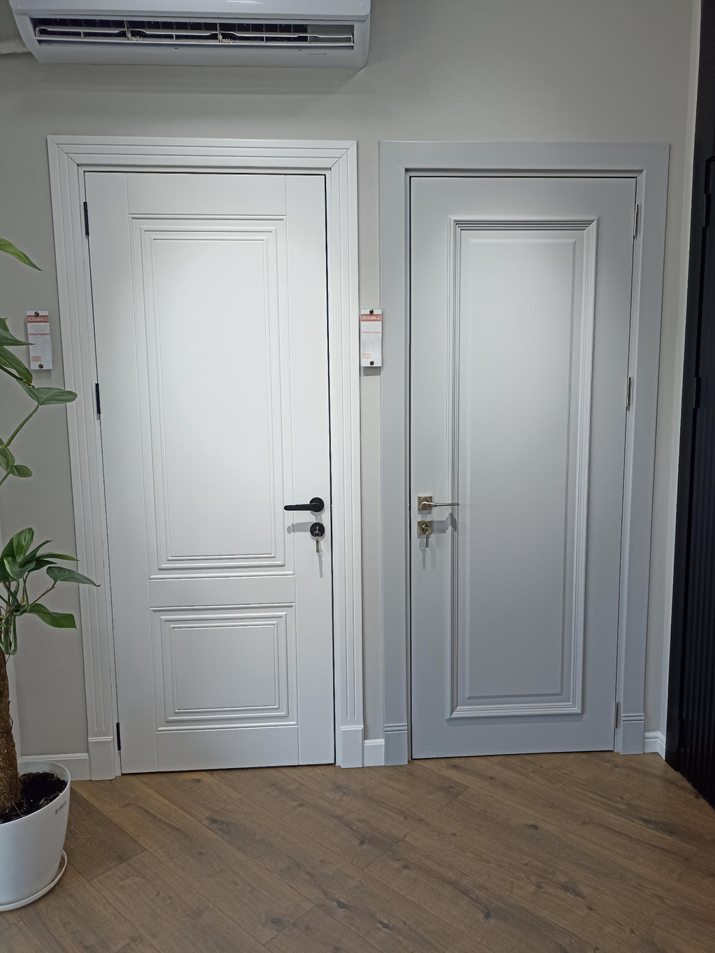 Premium Otaq Qapıları – Ağ Klassik Daxili Qapı Kolleksiyası